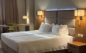 Hotel Golden Tulip Varna